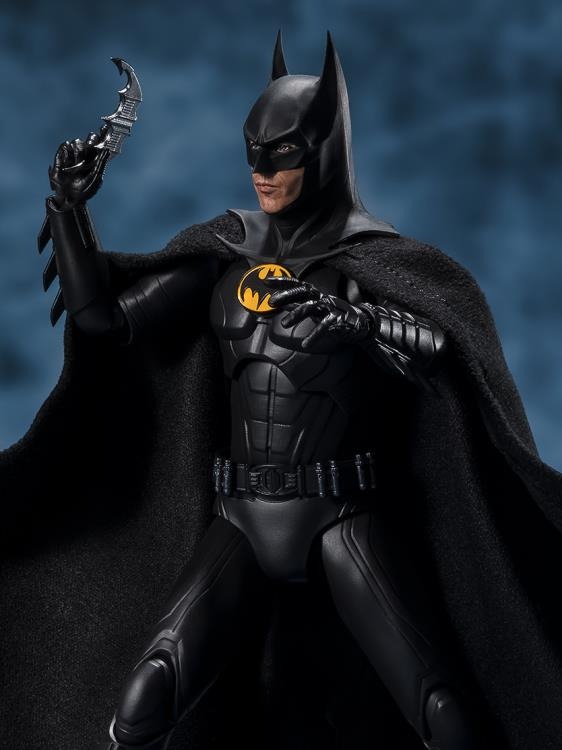 S.H.Figuarts: The Flash (2023): Batman Action Figure - Image 2