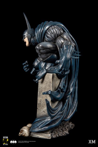 Batman Bloodstorm - 80 Years 1/6 Scale Premium Collectible Statue - Image 6