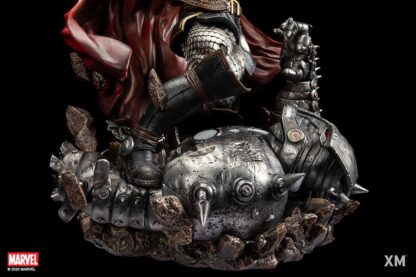 XM Studios: Modern Thor 1/4 Scale Premium Collectible Statue - Image 6