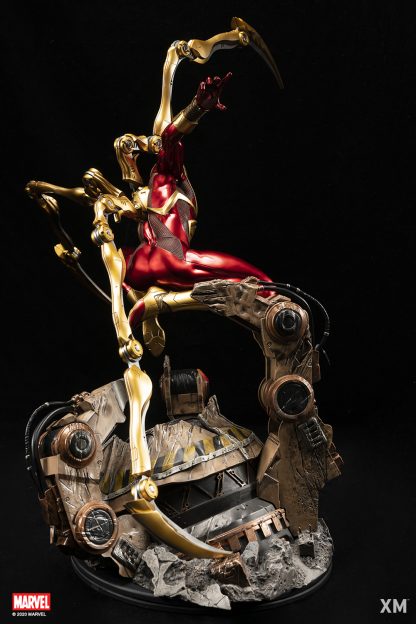 Xm Studios: Iron Spider-Man 1/4 Scale Premium Collectible Statue - Image 10