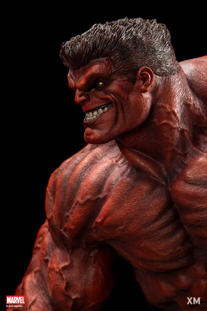 Red Hulk 1/4 Scale Premium Collectible Statue - Image 9