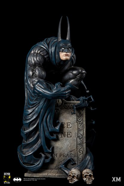 Batman Bloodstorm - 80 Years 1/6 Scale Premium Collectible Statue - Image 9