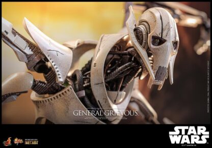 Hot Toys: MMS760D67 Star Wars Episode III: Revenge of the Sith™ General Grievous™ 1/6th Scale Collectible Figure - Image 10