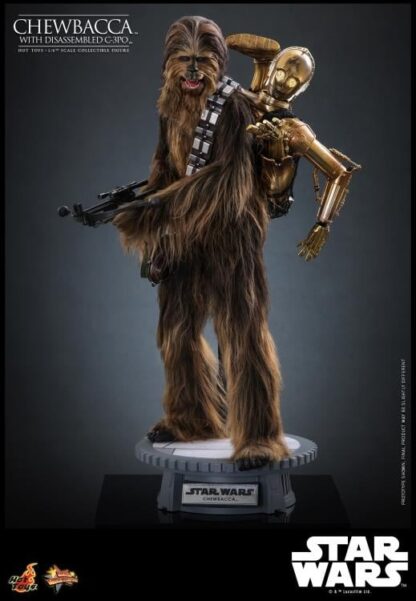 Hot Toys: MMS766 Star Wars Episode V: The Empire Strike Back™ Chewbacca™ With Disassembled C-3PO™ 1/6th Scale Collectible Figure - Image 14