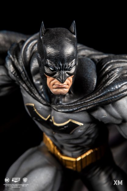 Batman Rebirth 1/6 Scale Premium Collectible Statue - Image 12