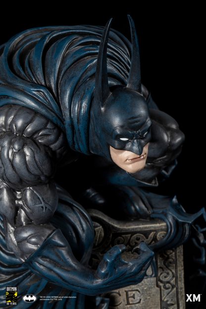 Batman Bloodstorm - 80 Years 1/6 Scale Premium Collectible Statue - Image 12