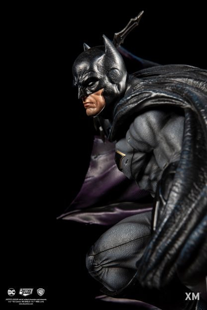 Batman Rebirth 1/6 Scale Premium Collectible Statue - Image 13