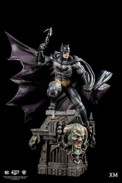 Batman Rebirth 1/6 Scale Premium Collectible Statue - Image 17