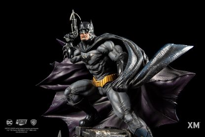 Batman Rebirth 1/6 Scale Premium Collectible Statue - Image 19