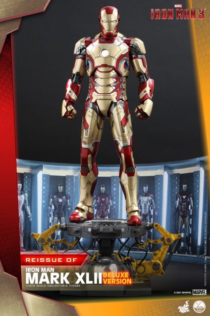 Hot Toys: QS008 Iron Man 3: Iron Man Mark 42 1/4th Scale Collectible Figure [Deluxe Version] (Re-Issue) - Image 5