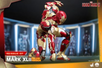 Hot Toys: QS008 Iron Man 3: Iron Man Mark 42 1/4th Scale Collectible Figure [Deluxe Version] (Re-Issue) - Image 6