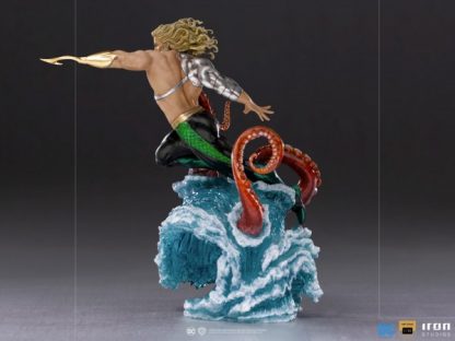 Iron Studios: DC Comics: Aquaman Deluxe Art Scale 1/10 Statue - Image 3