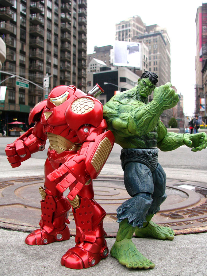 Marvel Select: Hulkbuster | Project Mayhem Collectibles & Action