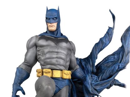 DC Gallery: Batman PVC Statue - Image 3