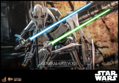 Hot Toys: MMS760D67 Star Wars Episode III: Revenge of the Sith™ General Grievous™ 1/6th Scale Collectible Figure - Image 9