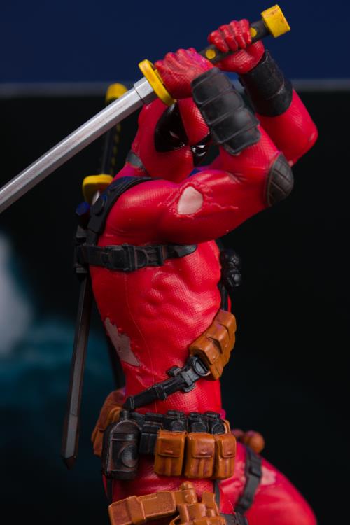 Marvel Comics: Deadpool: Deadpool #1 1/10 Scale Statue - Image 4