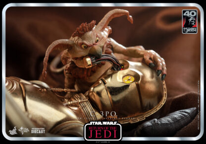 Hot Toys: MMS701D56 Star Wars Return of the Jedi C-3P0 1/6 Scale Collectible Figure - Image 12