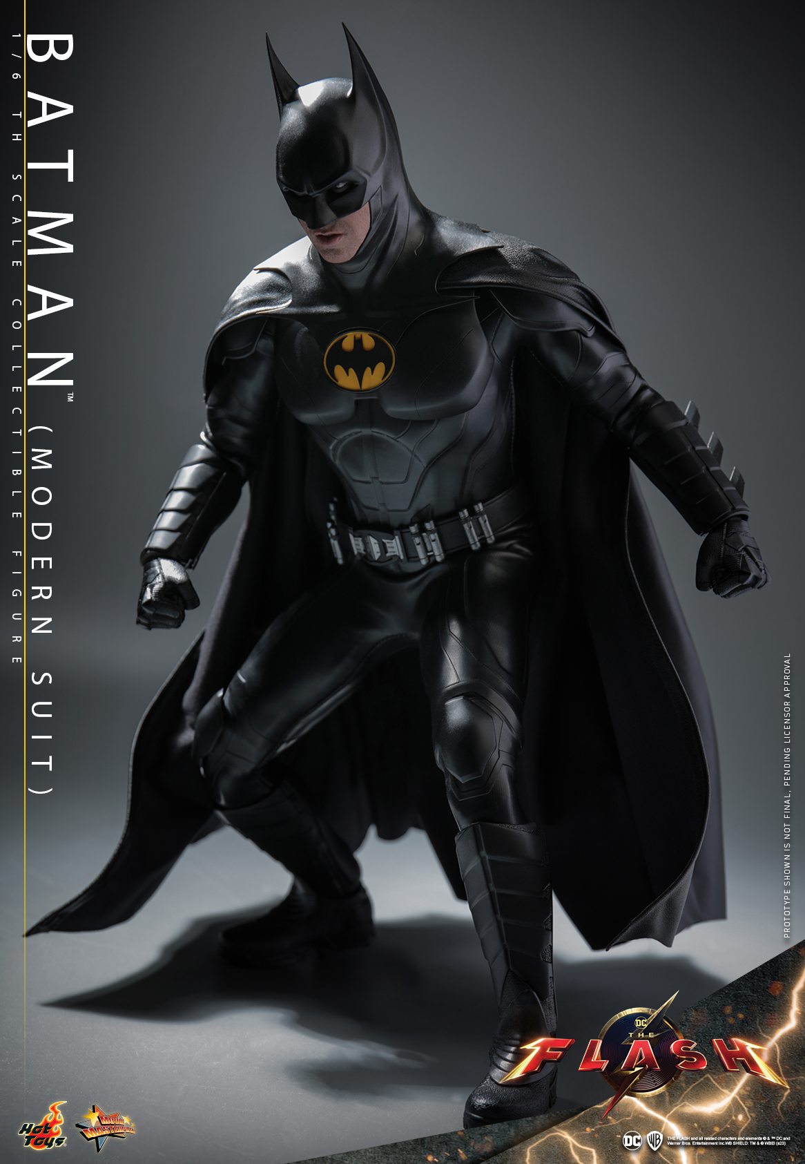 Hot Toys: MMS712 The Flash Batman (Modern Suit) 1/6th Scale Collectible Figure - Image 10