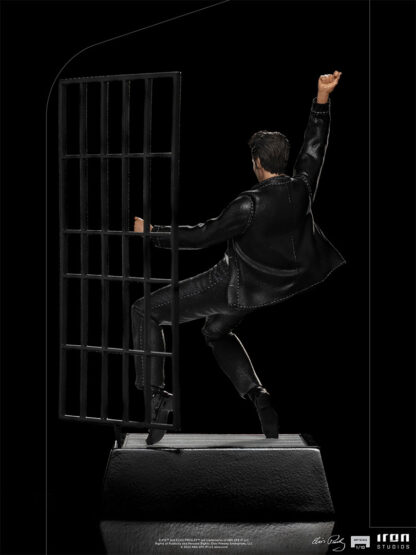 Iron Studios: Elvis Presley Jailhouse Rock 1/10 Scale Statue - Image 4