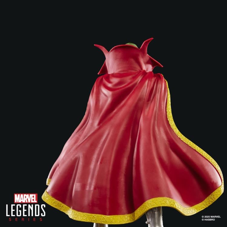 Marvel Legends: Fantastic Four: One World Under Doom: Emperor Doom Action Figure - Image 5