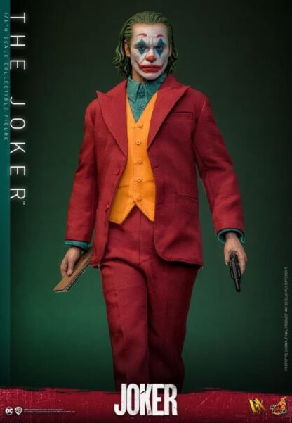 Hot Toys: DX42 The Joker 1/6th Scale Collectible Figure - Image 4