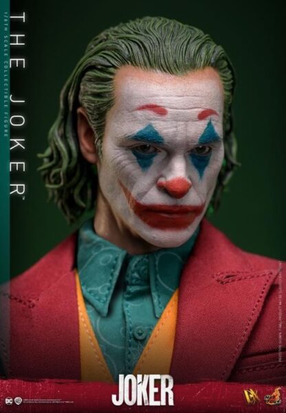 Hot Toys: DX42 The Joker 1/6th Scale Collectible Figure - Image 13