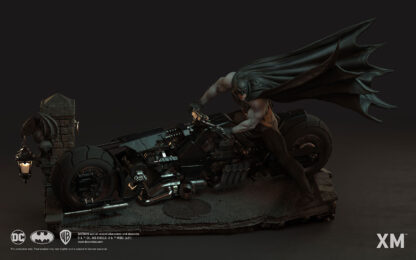 XM Studios: Batman: White Knight 1/4 Scale Premium Collectible Statue (Batcycle Edition) - Image 25