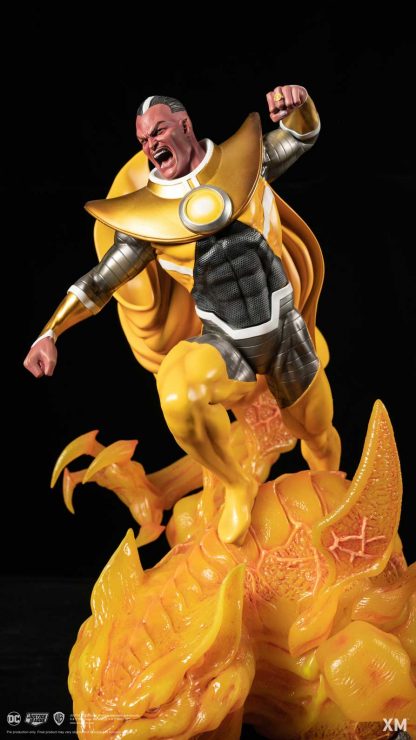 XM Studios: Rebirth Sinestro 1/6 Scale Premium Collectible Statue - Image 9