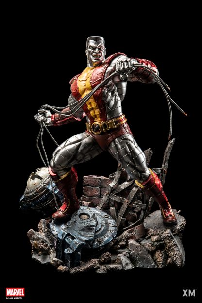 Colossus 1/4 Scale Premium Collectible Statue - Image 3