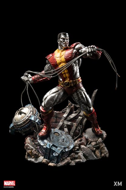 Colossus 1/4 Scale Premium Collectible Statue - Image 4