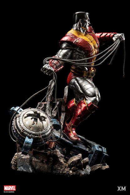 Colossus 1/4 Scale Premium Collectible Statue - Image 5