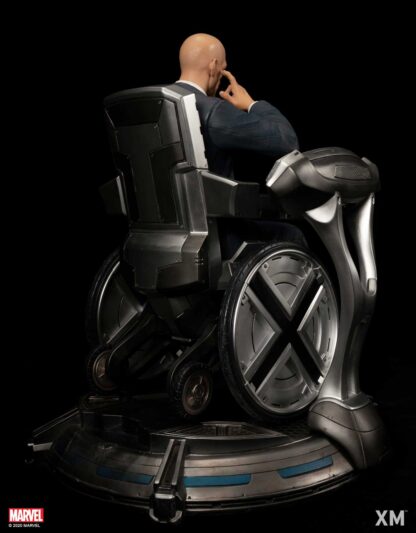 XM Studios: Professor X (Version A - Classic) 1/4 Scale Premium Collectible Statue - Image 4