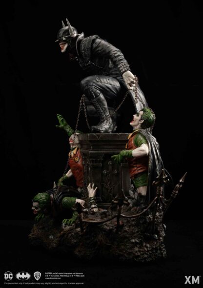 XM Studios: The Batman Who Laughs 1/4 Scale Premium Collectible Statue - Image 5