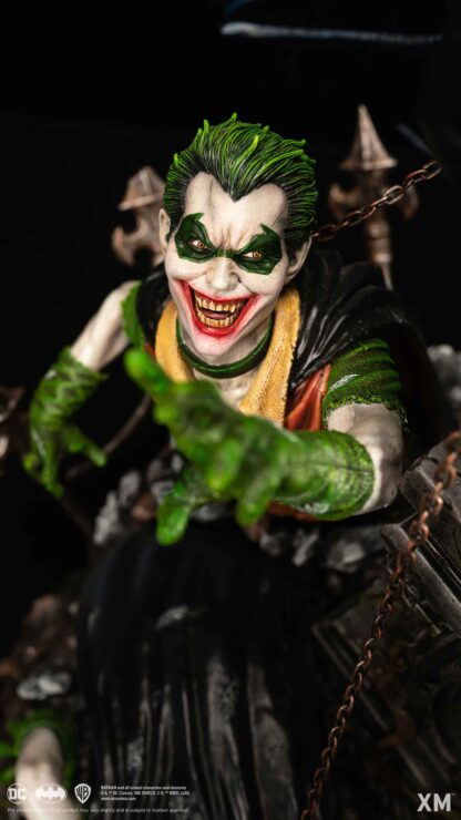 XM Studios: The Batman Who Laughs 1/4 Scale Premium Collectible Statue - Image 8