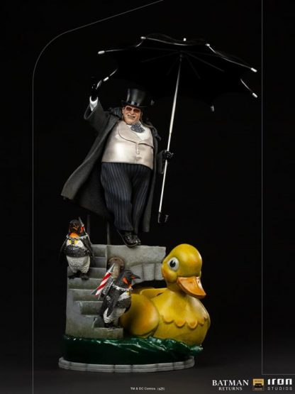 Iron Studios: Batman Returns: The Penguin 1/10 Art Scale Limited Edition Statue - Image 3