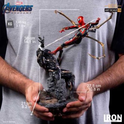 Avengers Endgame: Iron Spider Vs Outrider 1/10 Scale Statue - Image 9