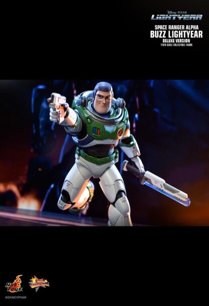 Hot Toys: MMS635 Space Ranger Alpha: Buzz Lightyear 1/6 Scale Collectible Figure (Deluxe Version) - Image 10