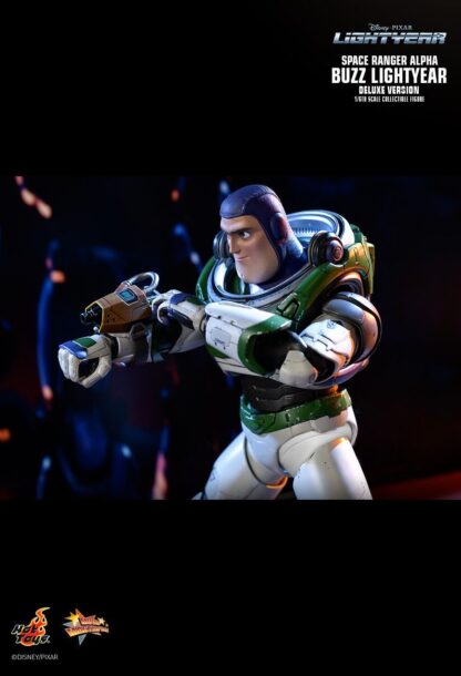 Hot Toys: MMS635 Space Ranger Alpha: Buzz Lightyear 1/6 Scale Collectible Figure (Deluxe Version) - Image 11