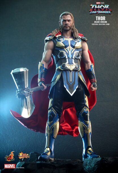 Hot Toys: MMS656 Thor: Love & Thunder: Thor 1/6 Scale Collectible Figure (Deluxe Version) - Image 8