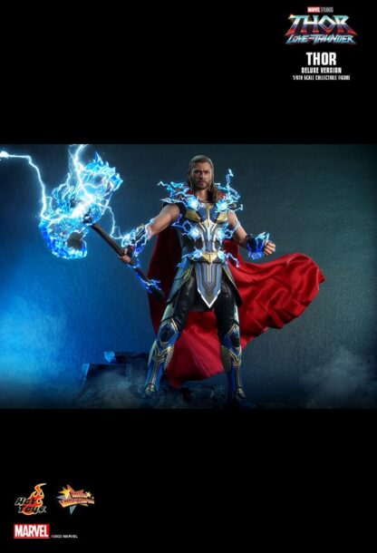 Hot Toys: MMS656 Thor: Love & Thunder: Thor 1/6 Scale Collectible Figure (Deluxe Version) - Image 19