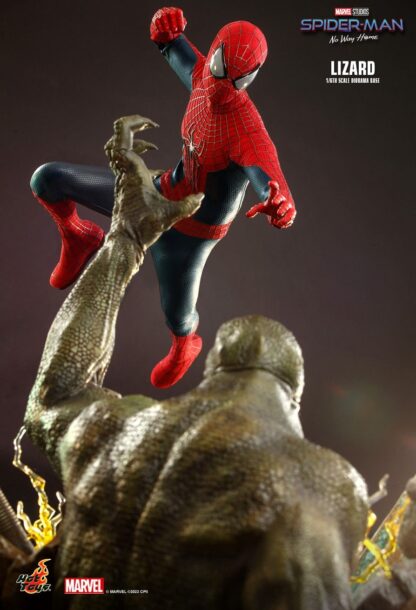 Hot Toys: MMS658 + ACS013 The Amazing Spider-Man 2 Spider-Man & Spider-Man: No Way Home The Lizard 1/6th Scale Collectible Figure & Diorama Base Set - Image 17