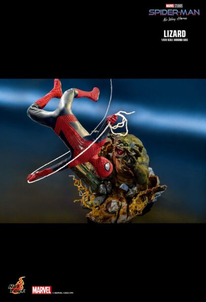 Hot Toys: MMS658 + ACS013 The Amazing Spider-Man 2 Spider-Man & Spider-Man: No Way Home The Lizard 1/6th Scale Collectible Figure & Diorama Base Set - Image 19