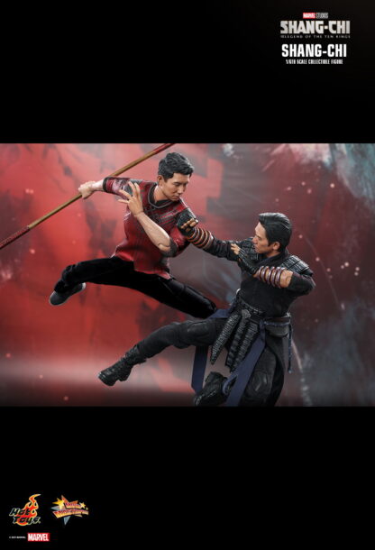 Hot Toys: MMS614 Shang-Chi and the Legend of the Ten Rings Shang-Chi 1/6th Scale Collectible Figure - Image 10