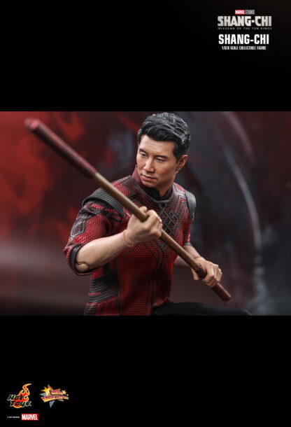 Hot Toys: MMS614 Shang-Chi and the Legend of the Ten Rings Shang-Chi 1/6th Scale Collectible Figure - Image 12