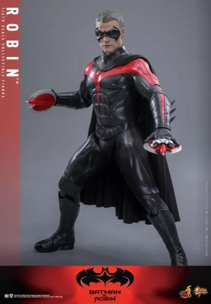 Hot Toys: MMS787 Batman & Robin: Robin 1/6th scale Collectible Figure - Image 6