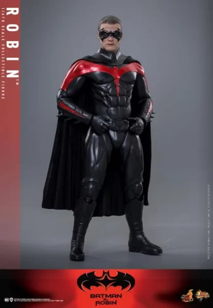 Hot Toys: MMS787 Batman & Robin: Robin 1/6th scale Collectible Figure - Image 7