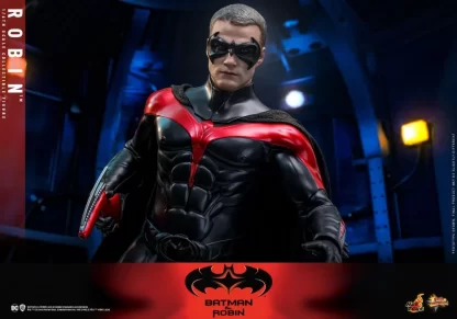 Hot Toys: MMS787 Batman & Robin: Robin 1/6th scale Collectible Figure - Image 8