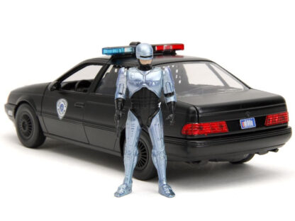 Hollywood Rides: RoboCop & 1/24 Scale OCP Ford Taurus - Image 4