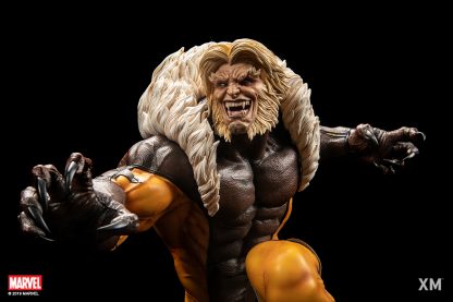 Sabretooth 1/4 Scale Premium Collectible Statue - Image 9