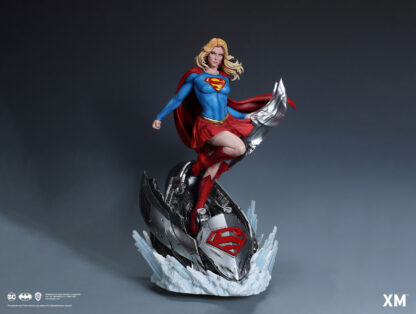 XM Studios: Supergirl 1/6 Scale Premium Collectible Statue - Image 4